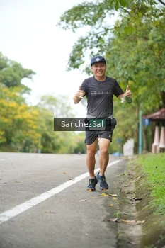 Runner Photo 1734866