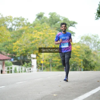 Runner Photo 1734967