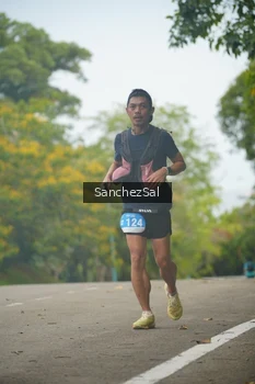 Runner Photo 1735314