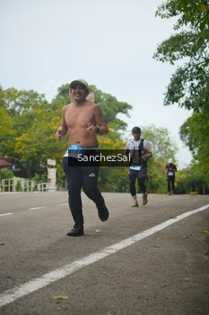 Runner Photo 1735488