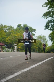 Runner Photo 1735507