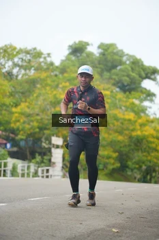 Runner Photo 1735536