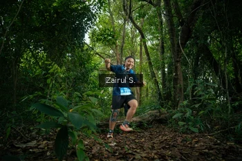 Runner Photo 1735668