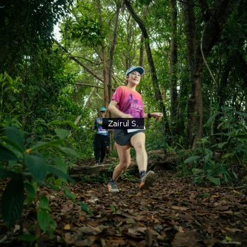 Runner Photo 1735692