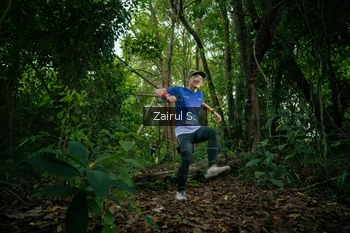Runner Photo 1735809