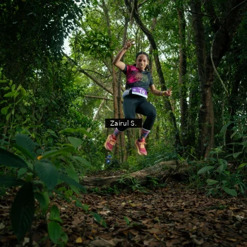 Runner Photo 1736001