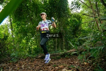 Runner Photo 1736118