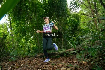 Runner Photo 1736120
