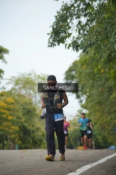 Runner Photo 1736129