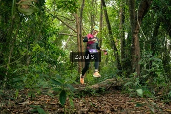 Runner Photo 1736176