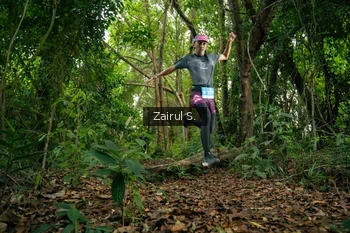 Runner Photo 1736204