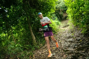 Runner Photo 1736291