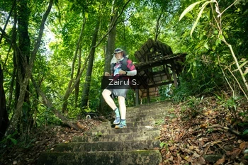 Runner Photo 1736555