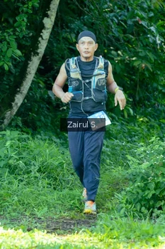 Runner Photo 1736608
