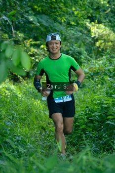 Runner Photo 1736640