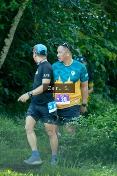 Runner Photo 1736693