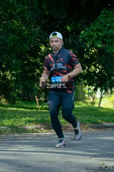 Runner Photo 1736740