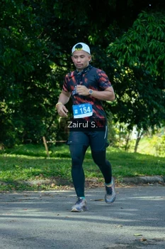 Runner Photo 1736741