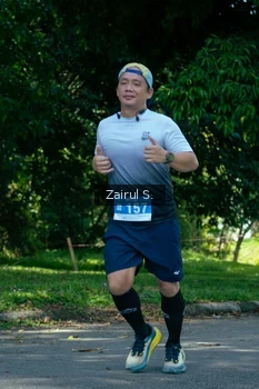 Runner Photo 1736753