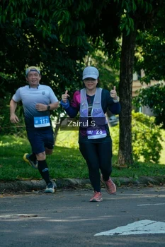 Runner Photo 1736756