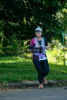 Runner Photo 1736763