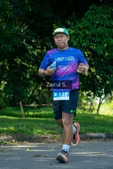 Runner Photo 1736764