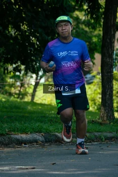 Runner Photo 1736768
