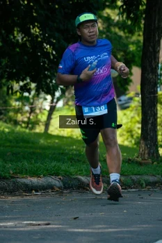 Runner Photo 1736770