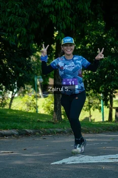 Runner Photo 1736774