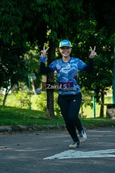 Runner Photo 1736775