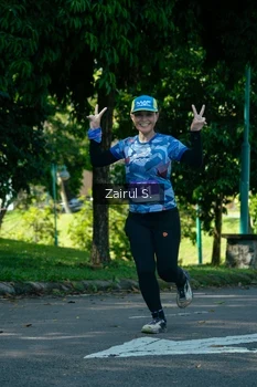 Runner Photo 1736776