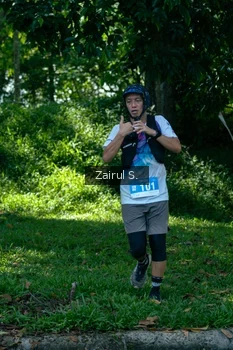 Runner Photo 1736779