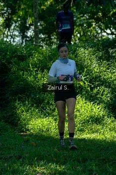 Runner Photo 1736812