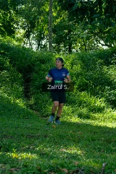 Runner Photo 1736839