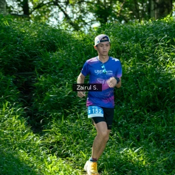Runner Photo 1736996