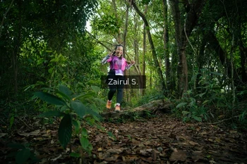 Runner Photo 1737390