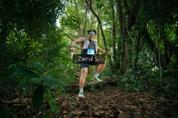 Runner Photo 1737423