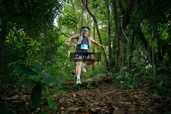 Runner Photo 1737425