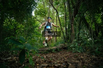 Runner Photo 1737431