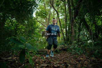 Runner Photo 1737451