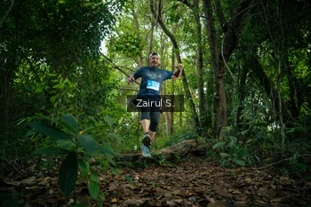 Runner Photo 1737455