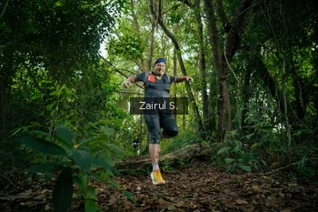 Runner Photo 1737465