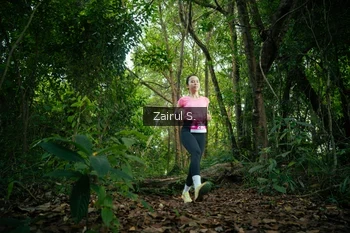 Runner Photo 1737496