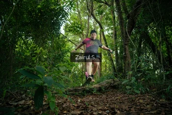Runner Photo 1737507