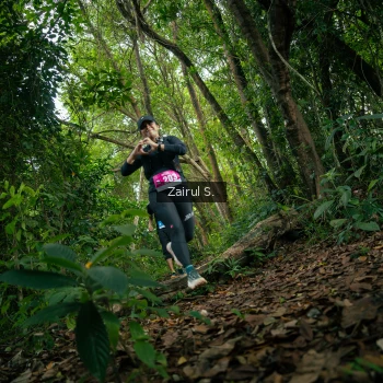 Runner Photo 1737574