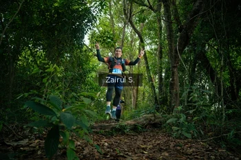 Runner Photo 1737699