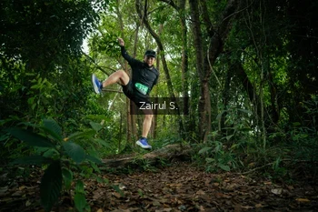 Runner Photo 1737732