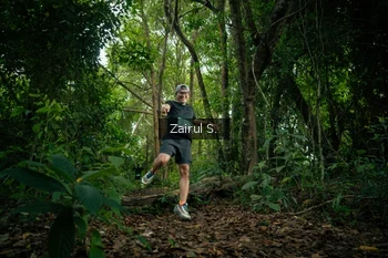 Runner Photo 1737737