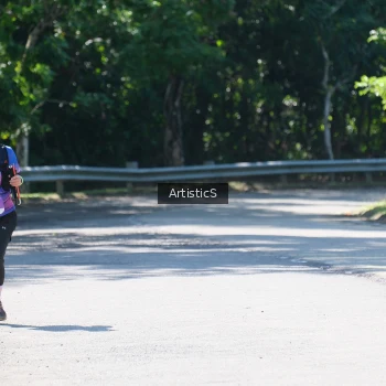 Runner Photo 1738650