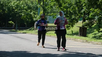 Runner Photo 1738679